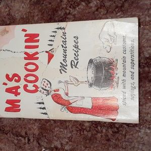 VINTAGE Ma's Cookin' cookbook